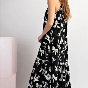 ee:some Black and White Floral Bow Maxi Dress
